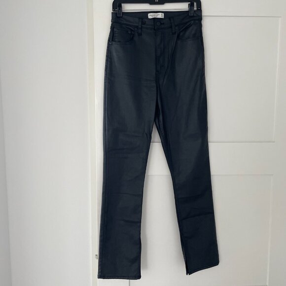 Abercrombie & Fitch Curve Love Ultra High Rise 90s Slim Straight Jean Black Coat - Picture 1 of 10
